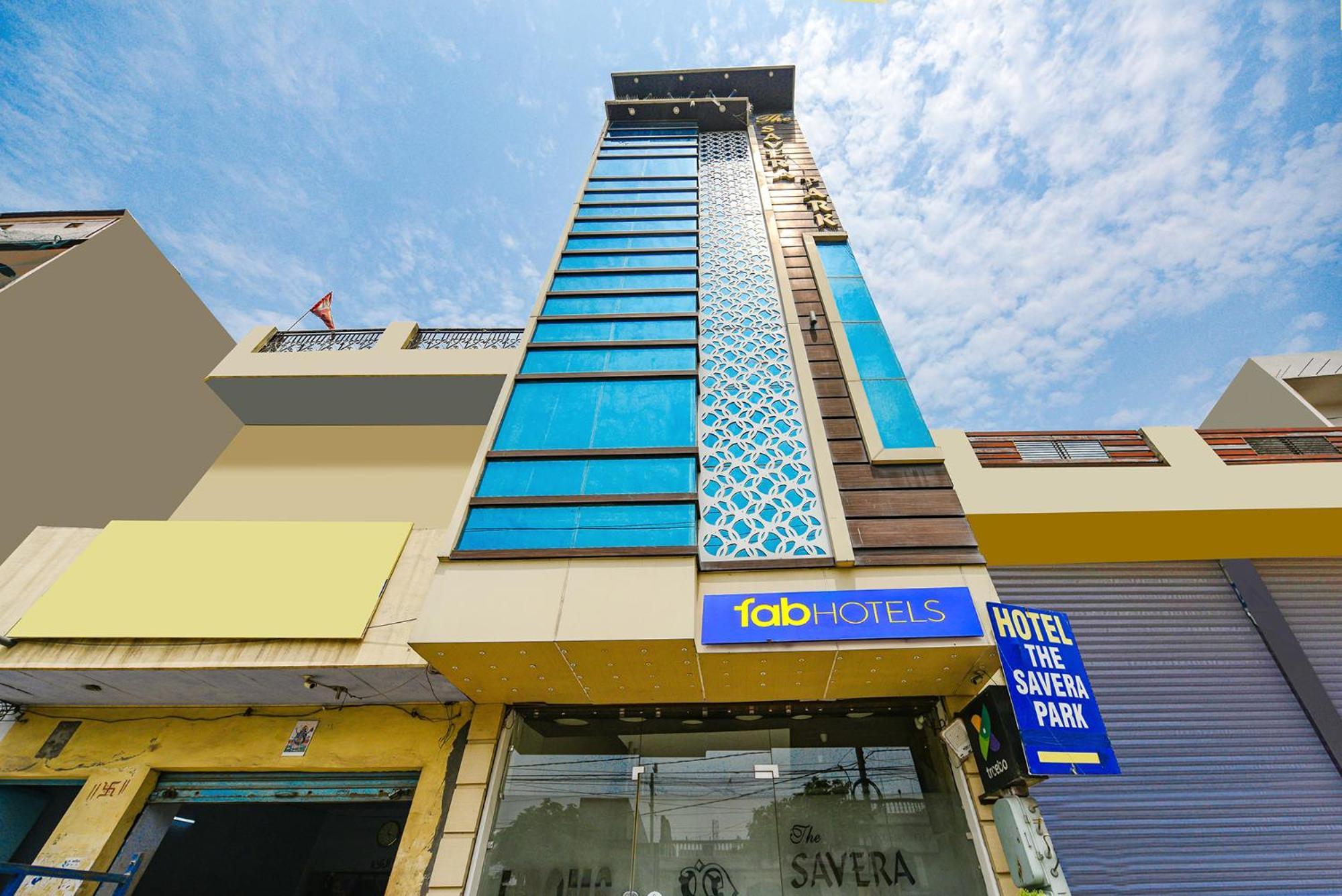 Fabhotel Savera Park Amritsar Buitenkant foto